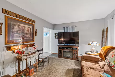 204 E George St, Marion, OH 43302 photo 8