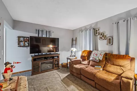 204 E George St, Marion, OH 43302 photo 9
