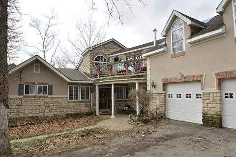 7075 Riverside Dr, Dublin, OH 43016 photo 3
