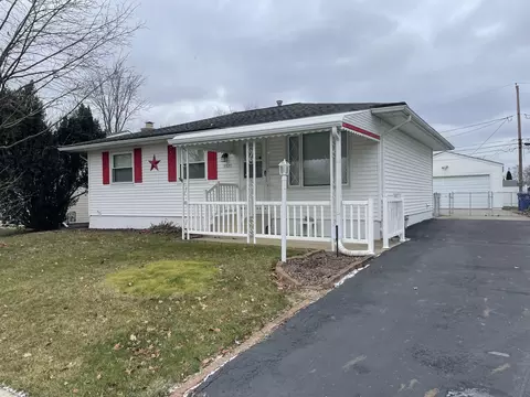 3920 Ivorton Rd W, Columbus, OH 43207