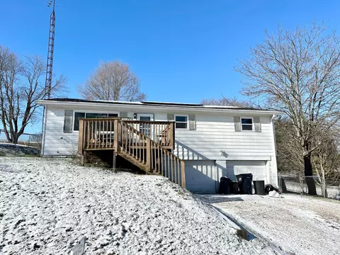 385 Mcconnell Dr, Zanesville, OH 43701