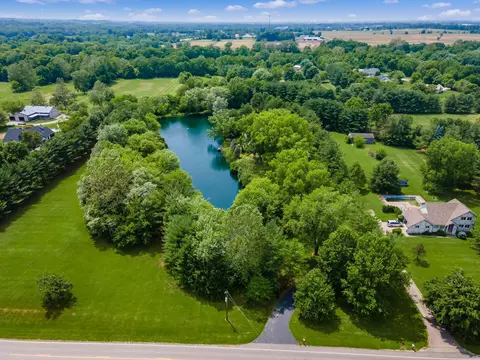 7345 Pickerington Rd, Canal Winchester, OH 43110