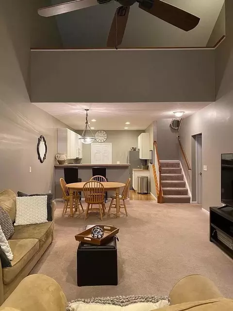 122 Maple Leaf Dr, Johnstown, OH 43031 photo 3