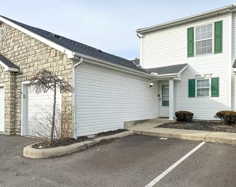 4644 Athalia Dr #17B, Columbus, OH 43228