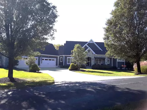 7572 Augusta Woods Ter, Westerville, OH 43082