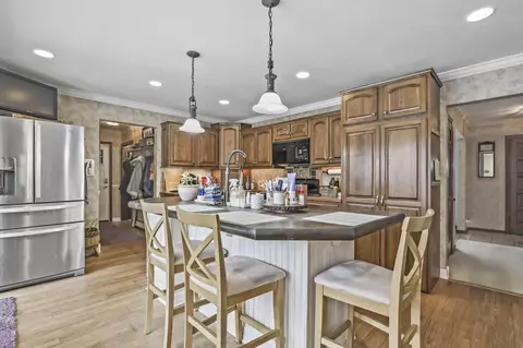 1570 Graham Rd, Mansfield, OH 44903