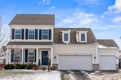 201 Warbler Ln, Plain City, OH 43064
