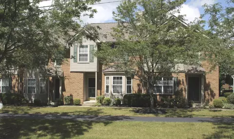 3055 Glenloch Cir, Dublin, OH 43017