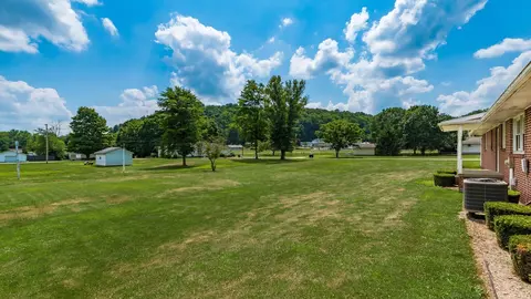 View/Area - 40 W 9th St, Dresden, OH 43821 photo 1 of 1