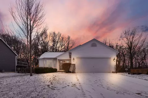 120 Coachman Dr, Plain City, OH 43064