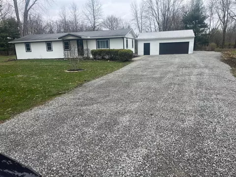 2086 Bunty Station Rd, Delaware, OH 43015