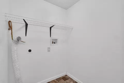 2496 Bainstone Ct, Grove City, OH 43123 photo 10