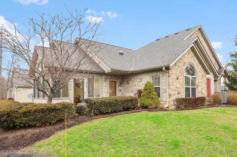 8472 Stonewoods Ln, Powell, OH 43065