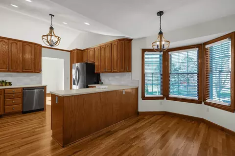 Kitchen - 7525 Buckeye Trl, Circleville, OH 43113 photo 4 of 5