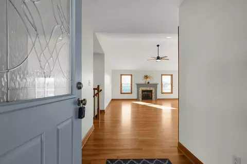 Entry Way - 7525 Buckeye Trl, Circleville, OH 43113 photo 1 of 1