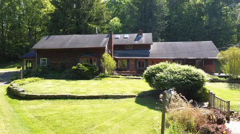 1983 Pleasant Valley Rd, Lucas, OH 44843