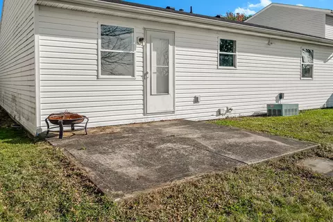 1233 Bermuda Dr, Marion, OH 43302 photo 8