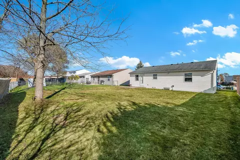 1233 Bermuda Dr, Marion, OH 43302 photo 5