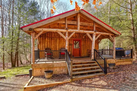 25818 Big Pine Rd, Rockbridge, OH 43149