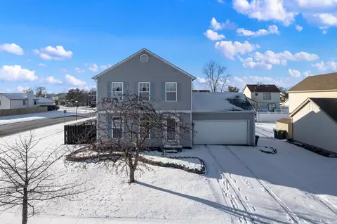 1400 Cinnamon Dr, Marysville, OH 43040