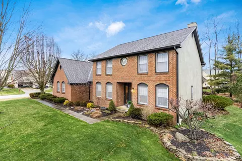 2803 Barharbor Ct, Lewis Center, OH 43035