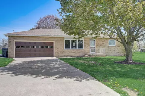 6912 State Route 13 NE, Somerset, OH 43783