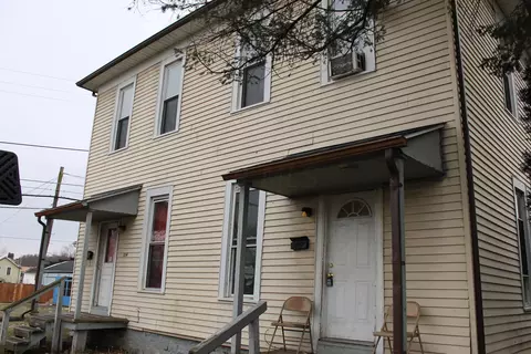 334-336 Linn St, Zanesville, OH 43701