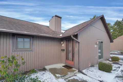 675 Country Club Dr #D3, Newark, OH 43055