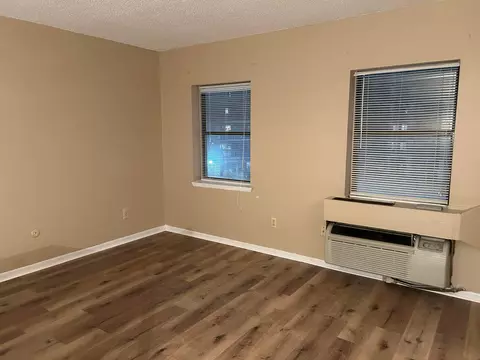 2510 Kimberly Pkwy E #301, Columbus, OH 43232