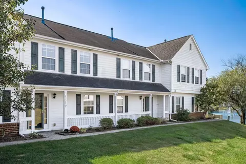 6305 Lakeview Dr E #31, Grove City, OH 43123
