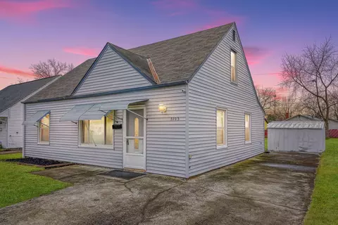 3703 Eisenhower Rd, Columbus, OH 43224