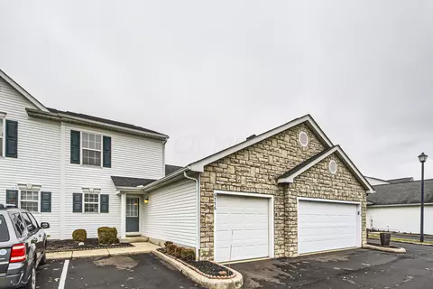 6776 Hamler Dr #25D, Canal Winchester, OH 43110