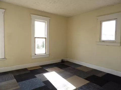 217 S Maple St, Lancaster, OH 43130 photo 10