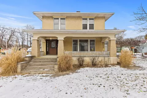 217 E Auburn Ave, Bellefontaine, OH 43311