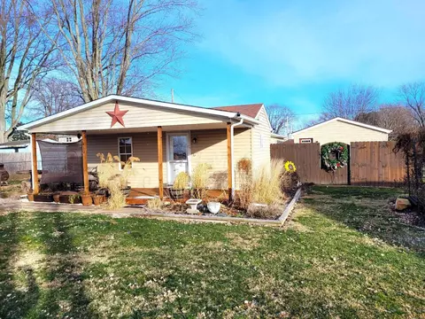410 Halderman St, Amanda, OH 43102