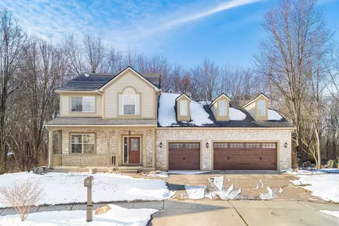 6400 Gossamer Ct, Westerville, OH 43081