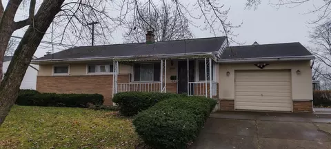 726 French Dr, Columbus, OH 43228