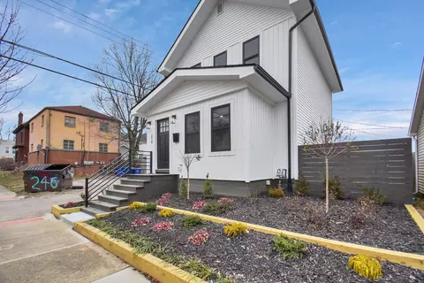 256 E 9th Ave, Columbus, OH 43201 photo 2