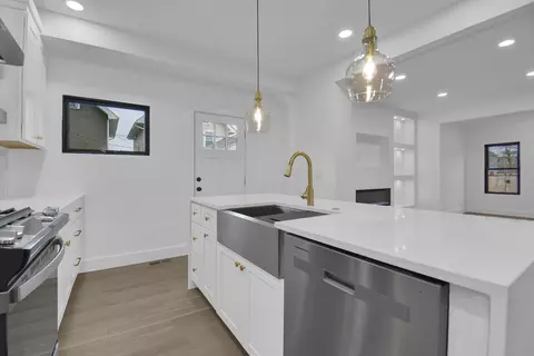 256 E 9th Ave, Columbus, OH 43201 photo 13