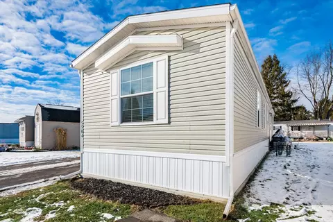 5504 Coopers Hawk Circle Cir, Dublin, OH 43016