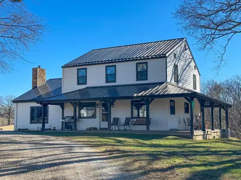 13962 Nickel Plate Rd, Logan, OH 43138