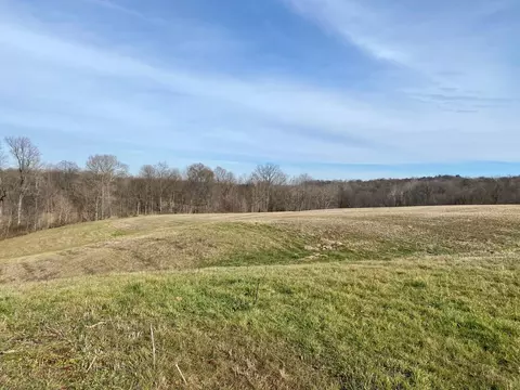 9538 State Route 757, Somerset, OH 43783