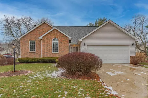 238 N Sarwil Dr, Canal Winchester, OH 43110