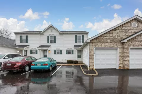 6774 Lagrange Dr #60D, Canal Winchester, OH 43110