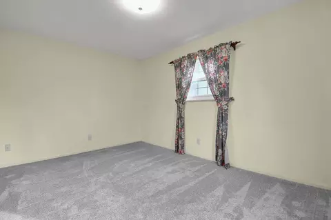 Bedroom - 431 Holiday Ln, Circleville, OH 43113 photo 2 of 5