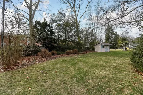 Exterior - 431 Holiday Ln, Circleville, OH 43113 photo 8 of 8