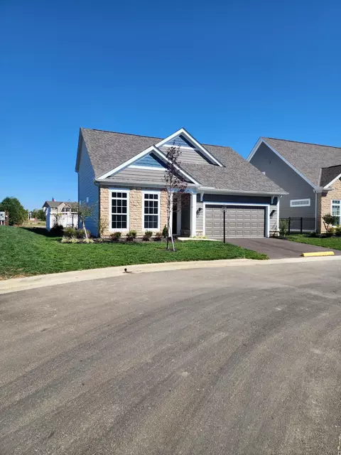 5208 Clarewood Ln, Dublin, OH 43016