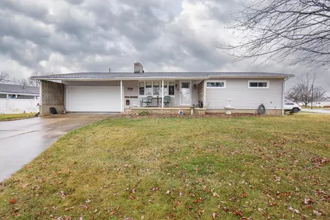 355 Lewis Rd, Circleville, OH 43113