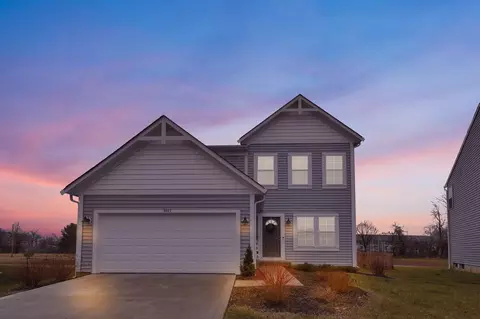 4005 Sophie Pearl Ln, Canal Winchester, OH 43110