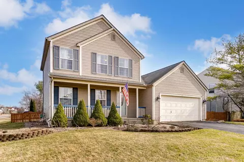300 Edgemont Ct, Pataskala, OH 43062